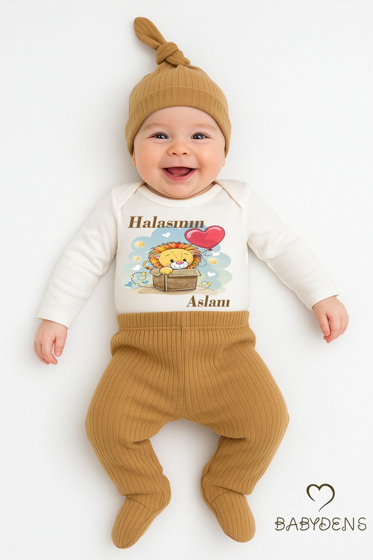 Halasının Aslanı Baskılı 3’lü Bebek Takımı Pamuklu Fitilli Kumaş Şapka,Patikli Alt ,Uzun Kollu Zıbın