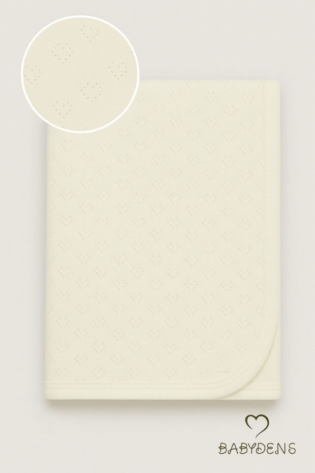 Kalp Desenli Jakarlı Bebek Battaniyesi %100Pamuklu, Nefes Alabilen, Yumuşak Yenidoğan Bebe Battaniye