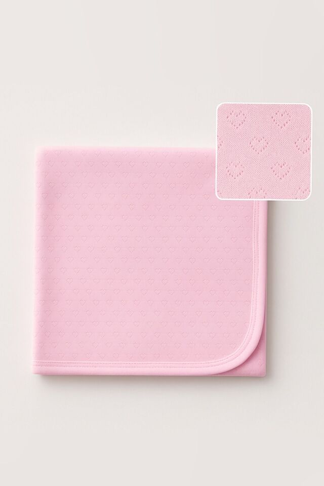 Kalp Desenli Jakarlı Bebek Battaniyesi %100Pamuklu, Nefes Alabilen, Yumuşak Yenidoğan Bebe Battaniye