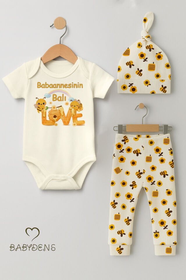 3’lü Yenidoğan Takım“Babaannesinin Balı”Baskı Kısa Kol Body Arı Çiçek Desenli Ribana Pantolon Bere