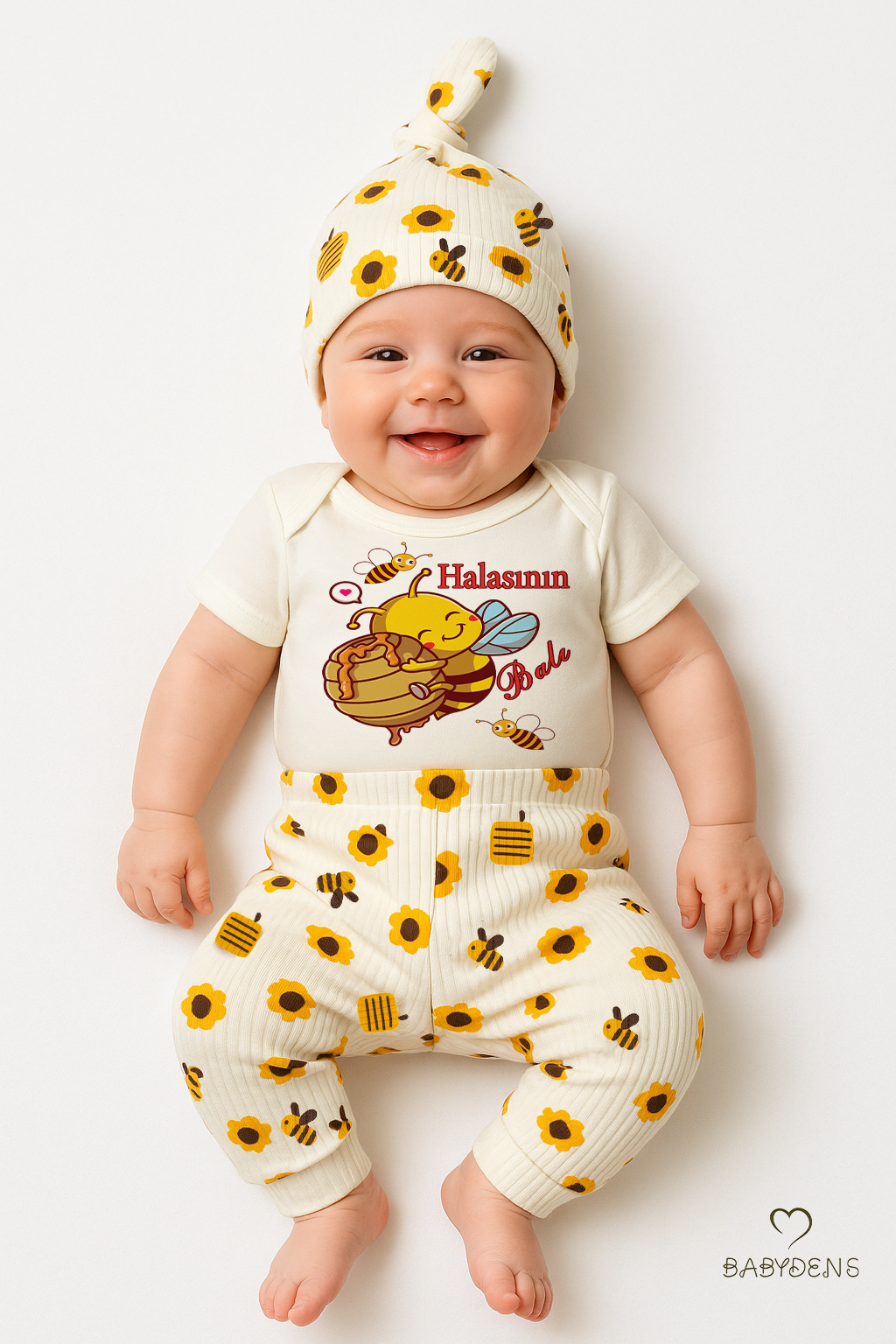 3’lü Yenidoğan Takım “Halasının Balı” Baskılı Kısa Kol Body Arı Çiçek Desenli Ribana Pantolon Bere