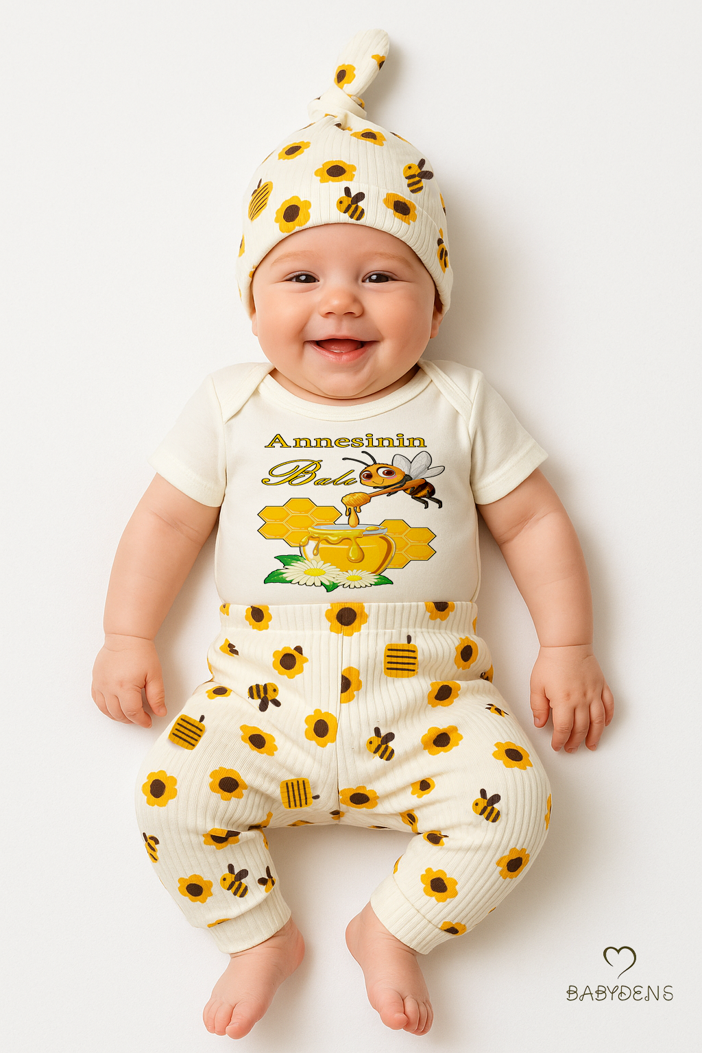 3’lü Yenidoğan Takım,“Annesinin Balı” Baskılı Kısa Kol Body Arı Çiçek Desenli Ribana Pantolon Bere