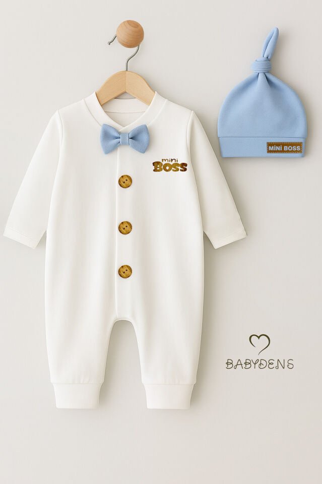 Minik Patron Erkek Bebek Düğmeli Tulum ve Bere Seti – Papyonlu,Manşetli Paça, %100 Pamuk Bebek Tulum Mavi